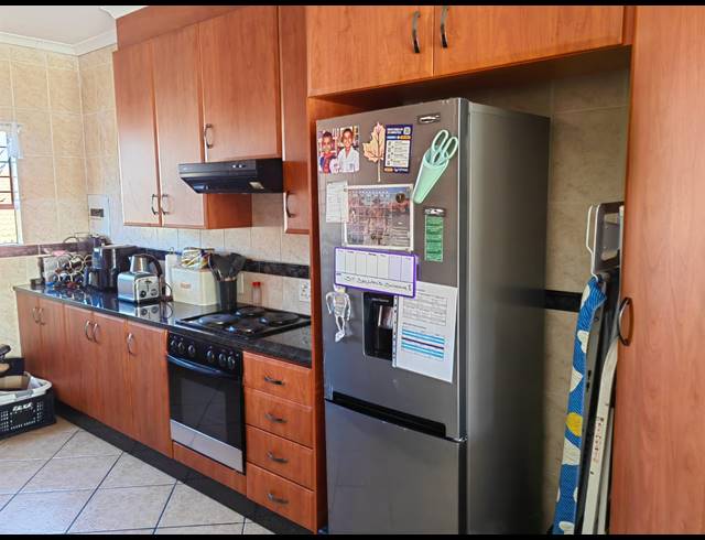 98M² APARTMENT BLOCK FOR SALE IN LIEFDE EN VREDE